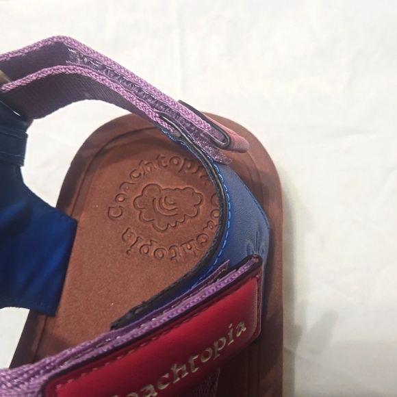 Coachtopia Strappy Sandal US W7 / M5 Burnished Amber/Violet Multi EUC - Picture 11 of 12